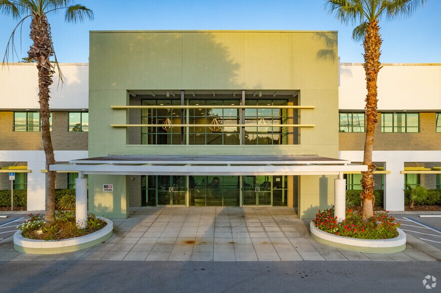 More Photos Of 7916 Evolutions Way, New Port Richey Office For Lease