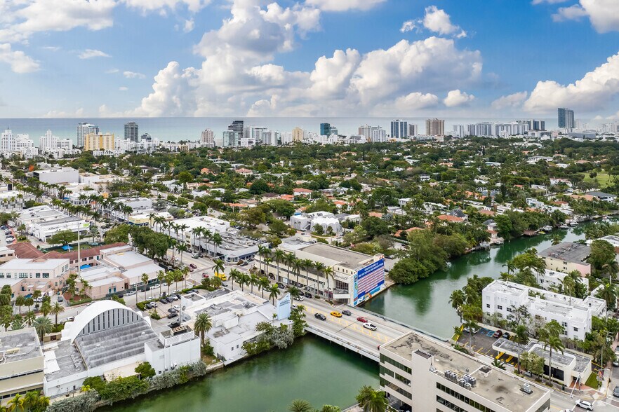 More Photos Of 4014 Chase Ave, Miami Beach Office For Lease