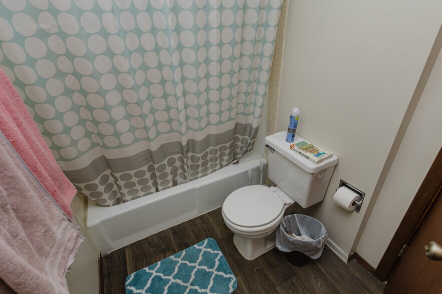 More Photos Of 3007 Sierra Pky, Hutchinson Apartments For Sale