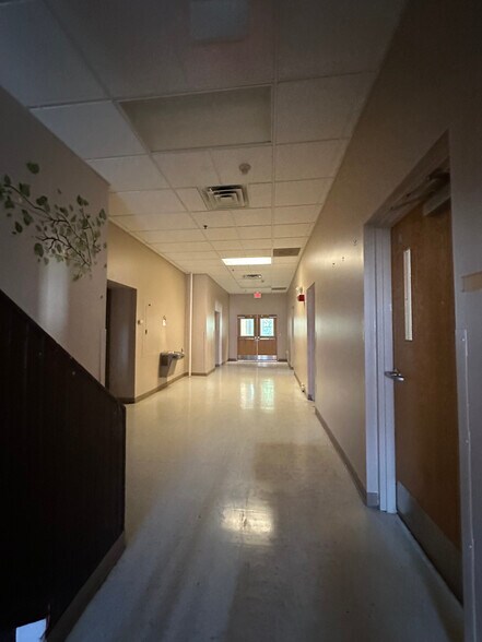 More Photos Of 314 Park St, Fulton Office For Sale