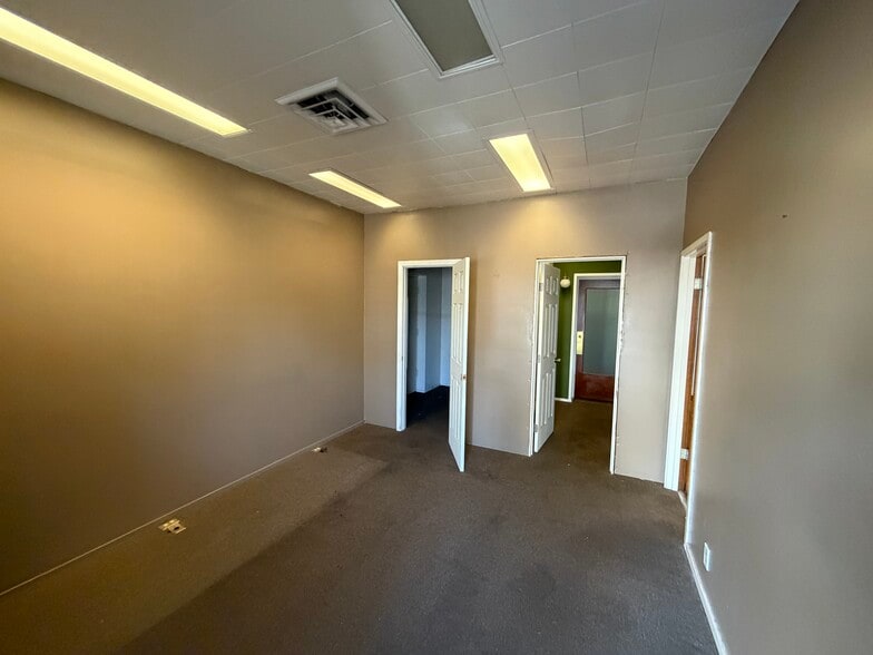 More Photos Of 141 E Acacia St, Stockton Office For Lease