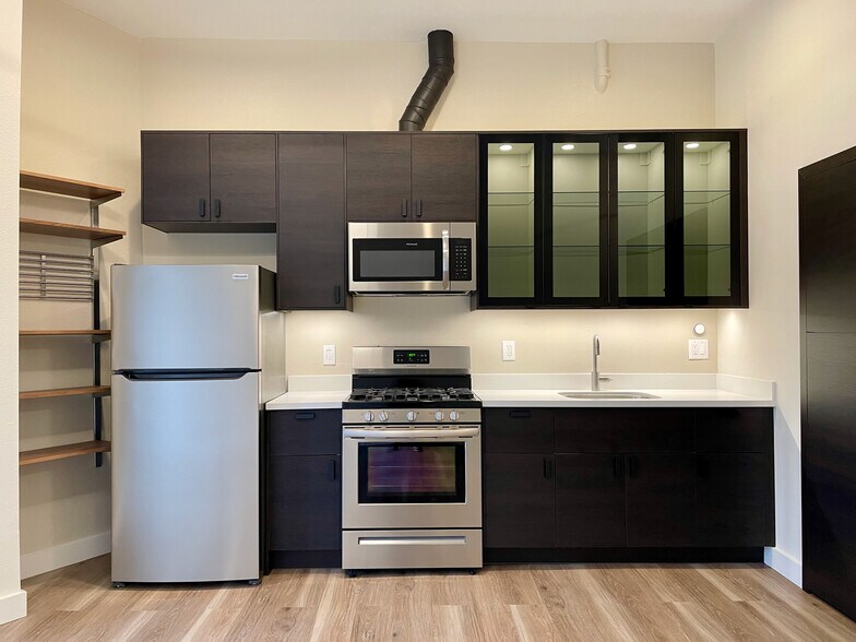 More Photos Of 2401 San Pablo Ave, Oakland Apartments For Sale