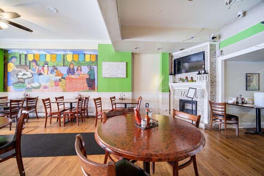 More Photos Of 346 Broadway, Newburgh Storefront Retail Office For Sale