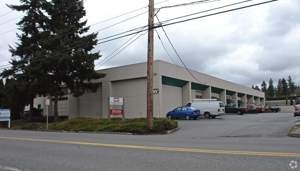 Primary Photo Of 11326-11332 120th Ave NE, Kirkland Light Distribution For Lease