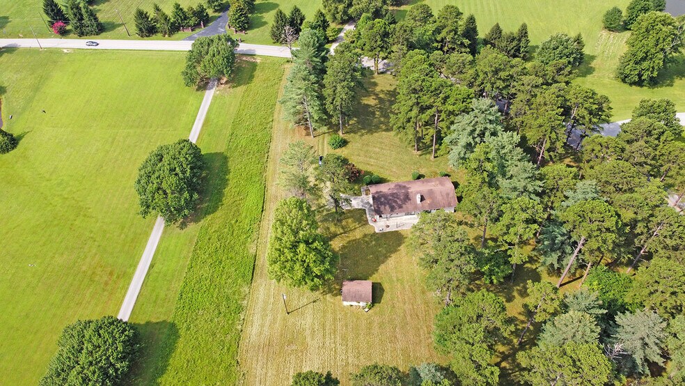 More Photos Of 2134 Parker Rd, London Land For Sale