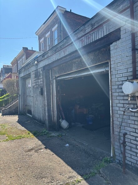 Primary Photo Of 1314 Murtland St, Pittsburgh Flex For Sale