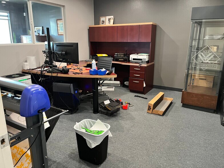 More Photos Of 3483 Old Conejo Rd, Newbury Park Warehouse For Lease