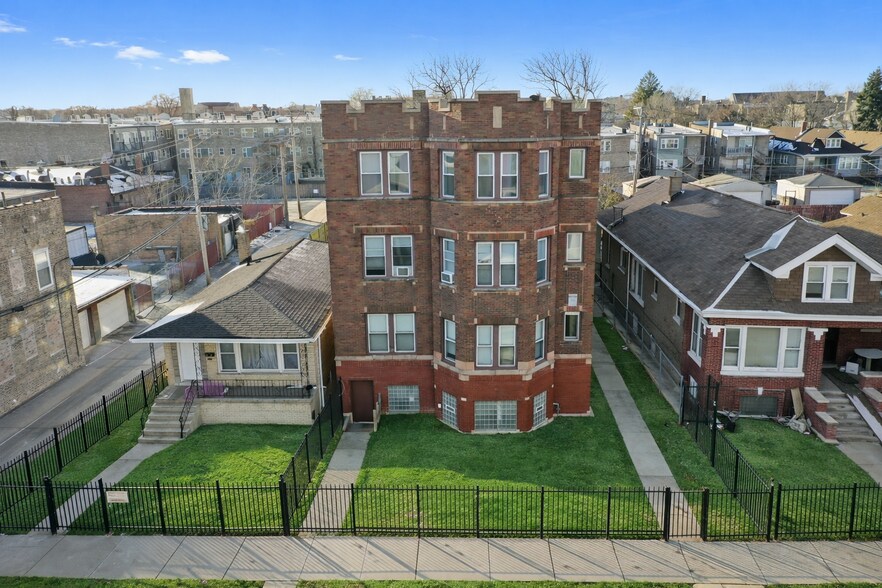 More Photos Of 7836 S Ada St, Chicago Apartments For Sale