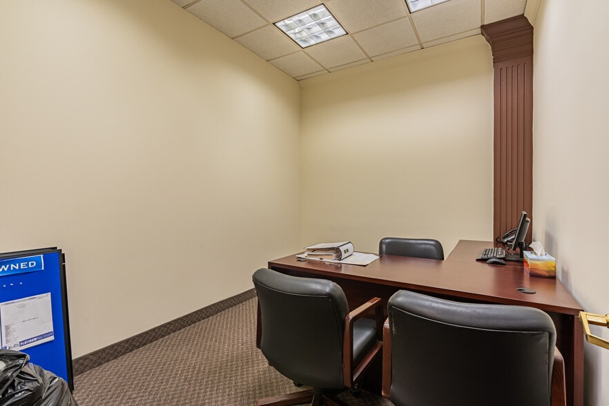 More Photos Of 1011 McBride Ave, Woodland Park Medical For Sale