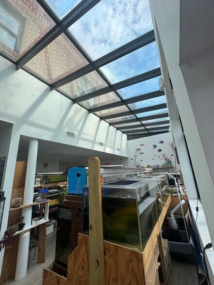 More Photos Of 312-316 City Island Ave, Bronx Storefront Retail Residential For Sale