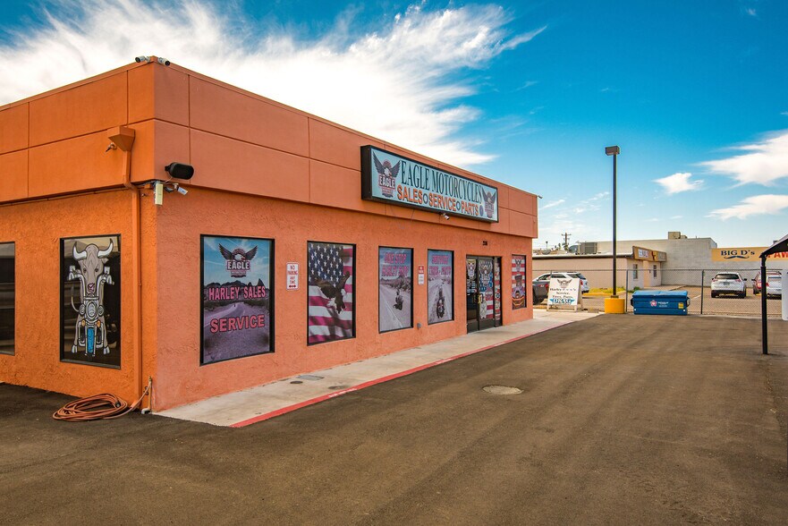 Primary Photo Of 2106 Highway 95, Bullhead City Auto Dealership For Sale