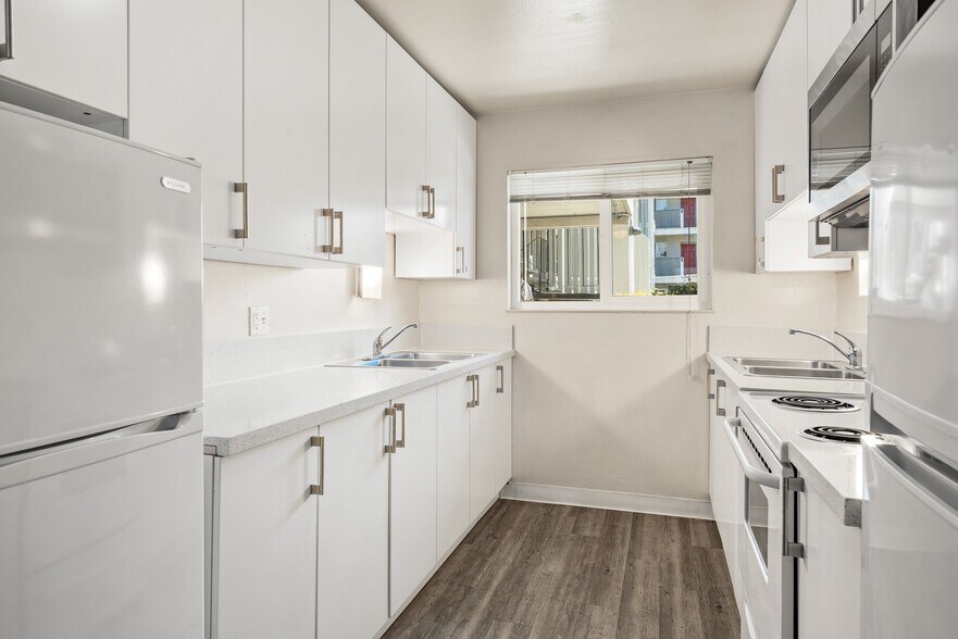 More Photos Of 8025 Beverly Dr, Rohnert Park Apartments For Sale