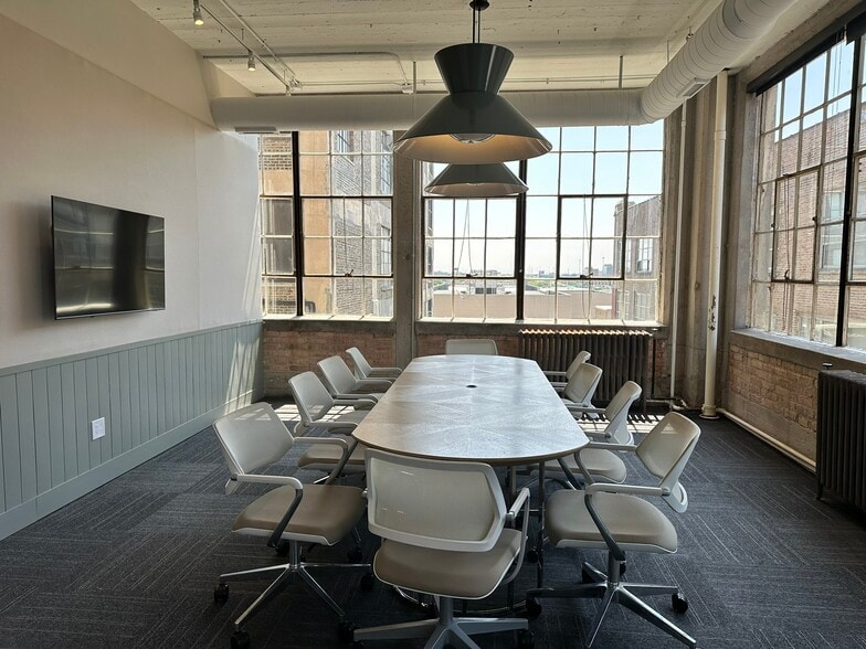 More Photos Of 328 S Jefferson St, Chicago Office For Lease