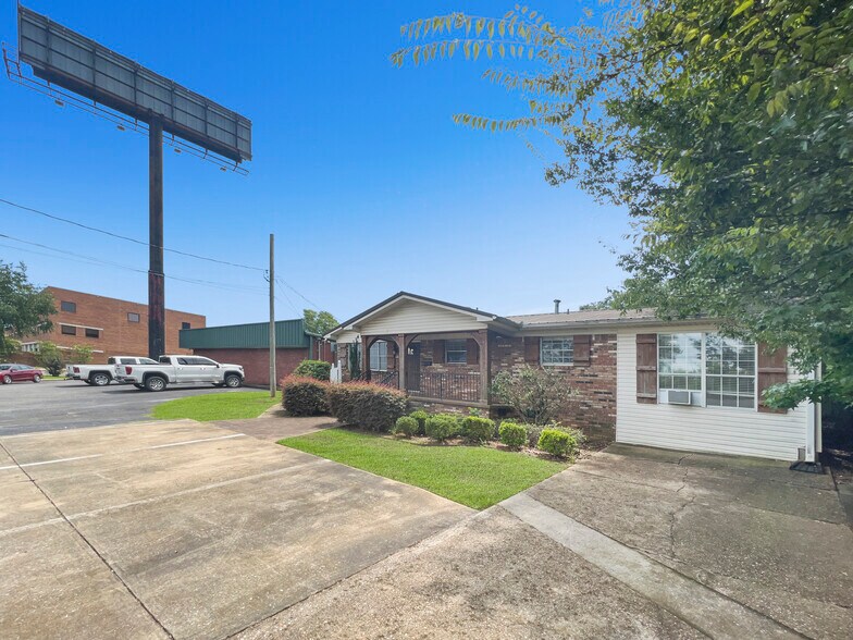 More Photos Of 3801 Millcreek Ln, Tuscaloosa Office For Lease
