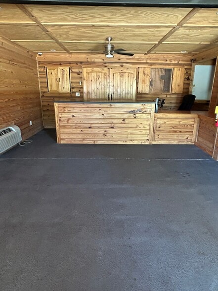 More Photos Of 1360 Greensboro Hwy, Watkinsville Warehouse For Lease