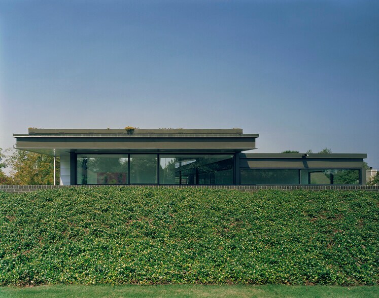 More Photos Of 2671 Appling Rd, Memphis Medical For Lease