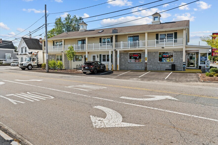 More Photos Of 47 Chelmsford St, Chelmsford Storefront Retail Residential For Sale