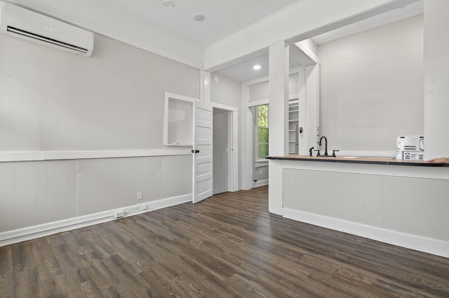 More Photos Of 406 S Armistead Ave, Hampton Apartments For Sale