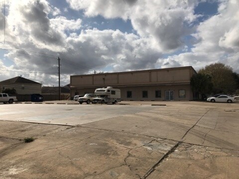 More Photos Of 13210 S Post Oak Rd, Houston General Retail For Sale