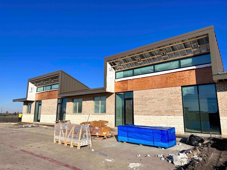 More Photos Of 1400 N Coit Rd, McKinney Medical For Lease