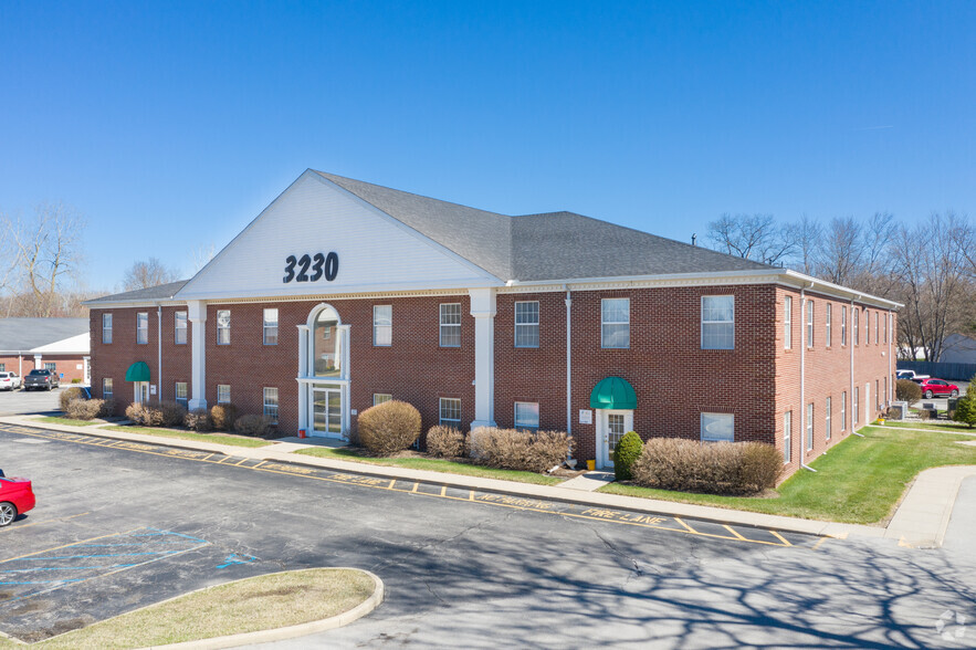 Primary Photo Of 3230 Central Park W, Toledo Office For Lease