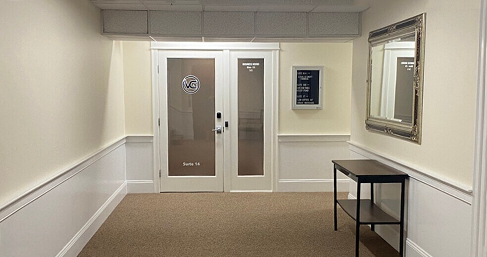 More Photos Of 540 Main St, Hyannis General Retail For Sale