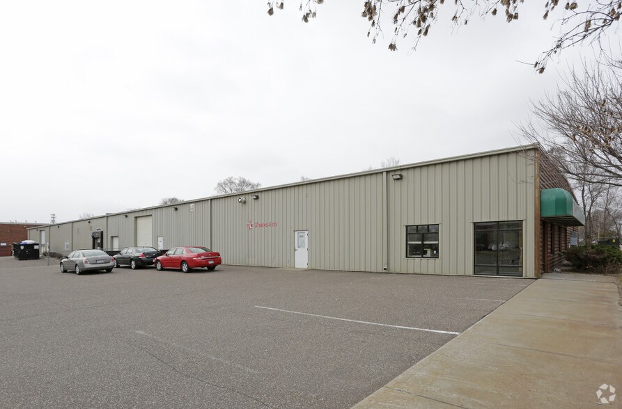 More Photos Of 15725 Jarvis St NW, Elk River Manufacturing For Lease