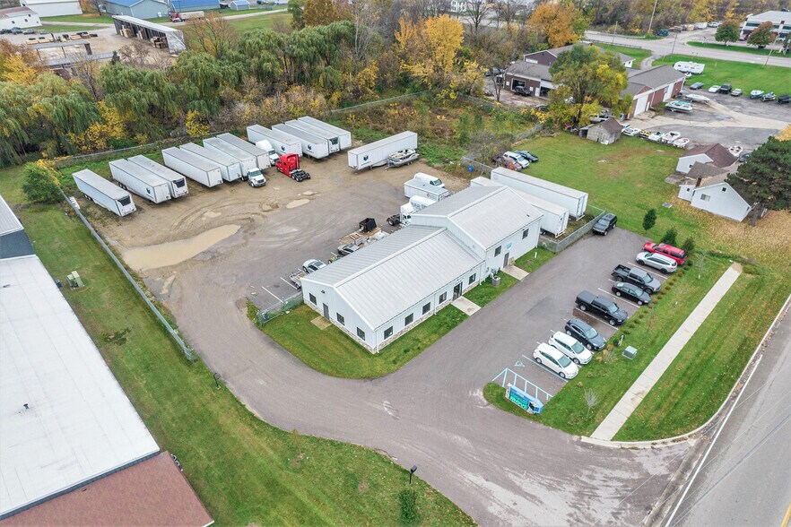 Primary Photo Of 7532 Clyde Park Ave SW, Byron Center Truck Terminal For Sale