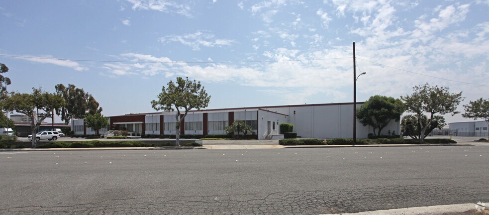 More Photos Of 2650 Commerce Way, Commerce Warehouse For Lease