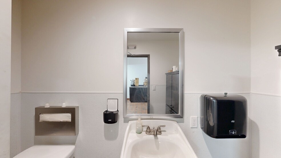 More Photos Of 355-357 Grand Ave, Oakland Storefront Retail Office For Lease