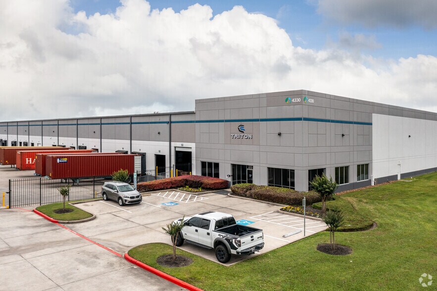 Primary Photo Of 4330 Underwood Rd, Pasadena Warehouse For Lease