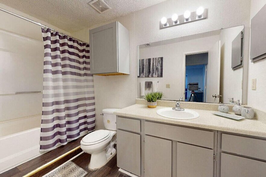 More Photos Of 5816 Covington Hwy, Decatur Apartments For Sale