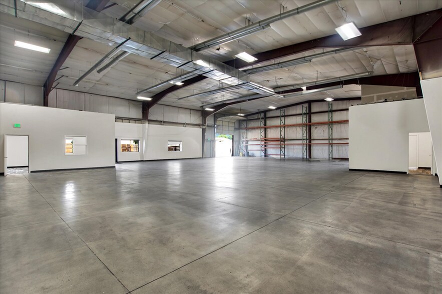 More Photos Of 7905 W 120th Ave, Broomfield Flex For Lease