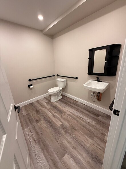 More Photos Of 44 Montvale Ave, Stoneham Office Residential For Sale