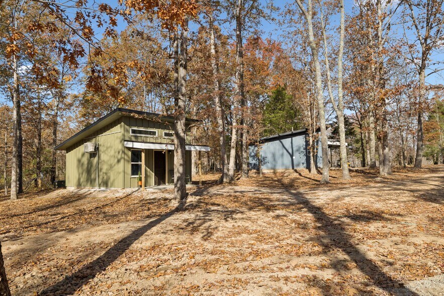 More Photos Of 3158 Summertown Hwy, Summertown Hotel For Sale