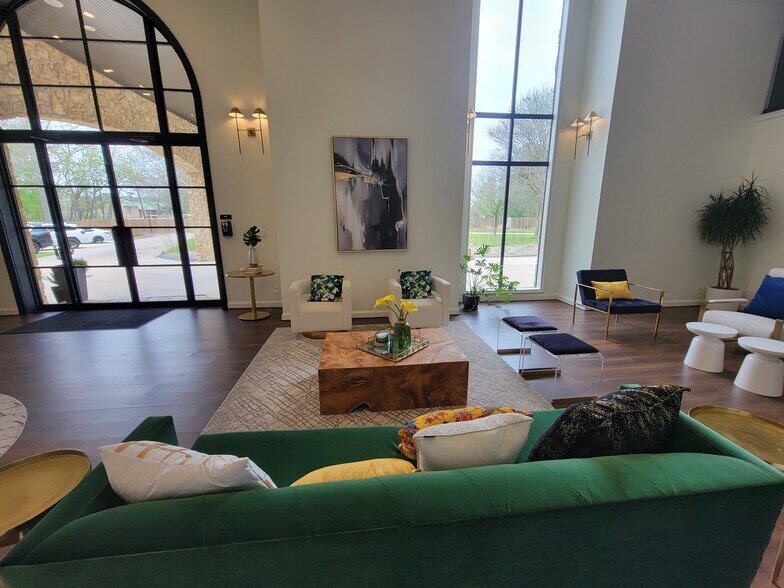 More Photos Of 23122 Valley Ranch Pky, Porter Coworking Space