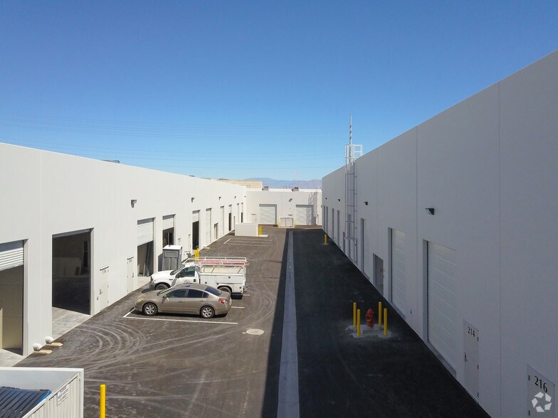 More Photos Of 6445 W Sunset Rd, Las Vegas Warehouse For Lease