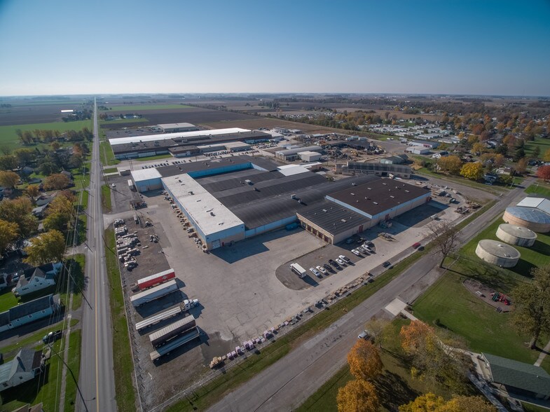 More Photos Of 911 Spencerville Rd, Delphos Distribution For Lease