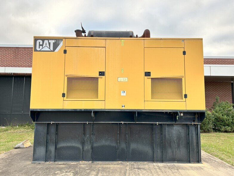 More Photos Of 8055 N Highway 67, Texarkana Industrial For Sale