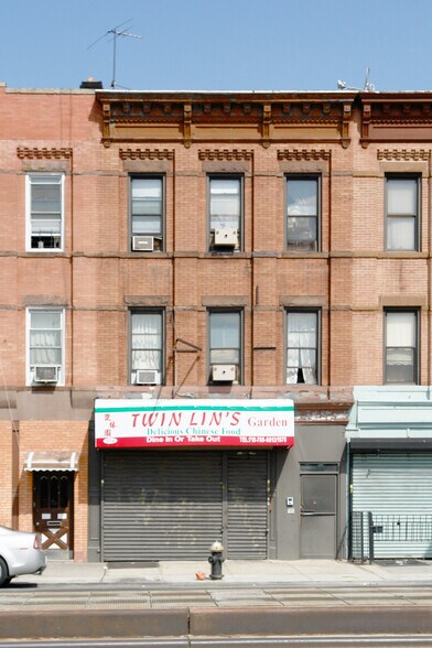 Primary Photo Of , Brooklyn General Retail For Sale