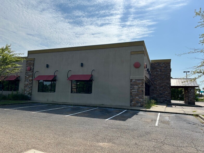 More Photos Of 109 Marketplace Ln, Flowood Restaurant For Sale