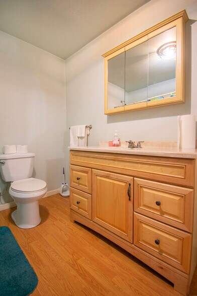 More Photos Of 39031 Strawberry Ct, Kenai Flex For Sale