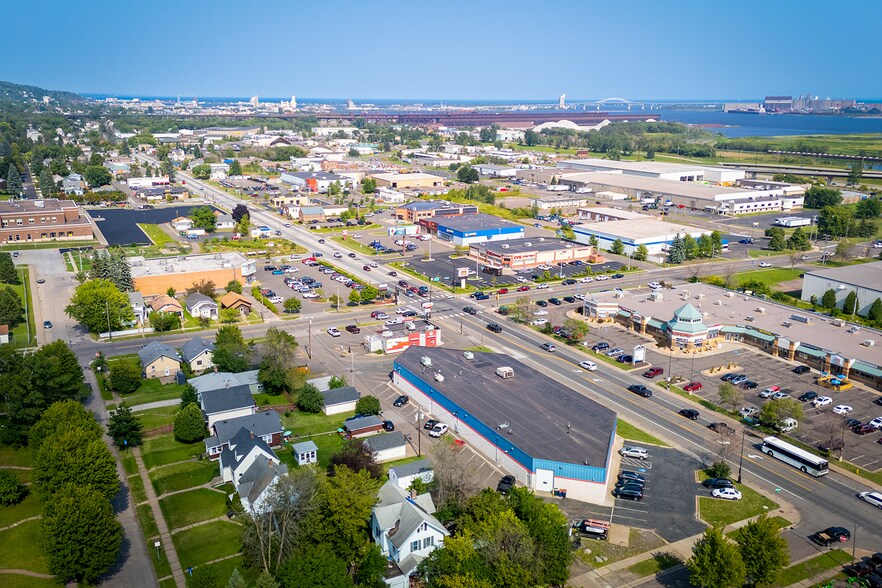 More Photos Of 4615 Grand Ave, Duluth Freestanding For Sale