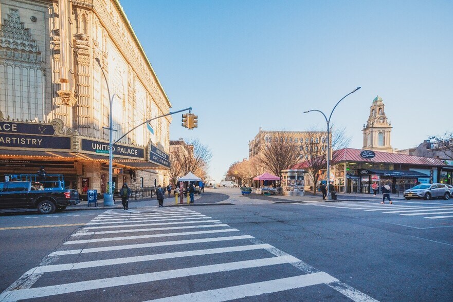 More Photos Of 4138 Broadway, New York Supermarket For Sale