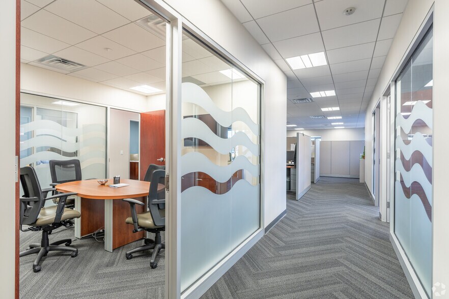 More Photos Of 100 Corporate Center Dr, Camp Hill Medical For Lease