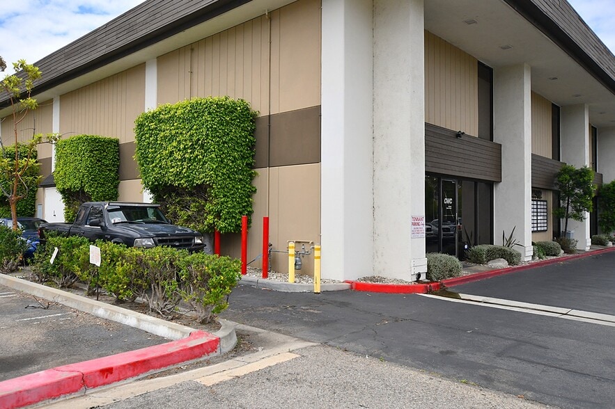 More Photos Of 23152 Verdugo Dr, Laguna Hills Office For Sale