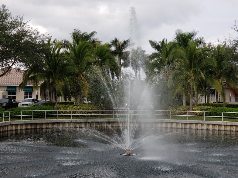 More Photos Of 5220 S University Dr, Davie Office For Sale