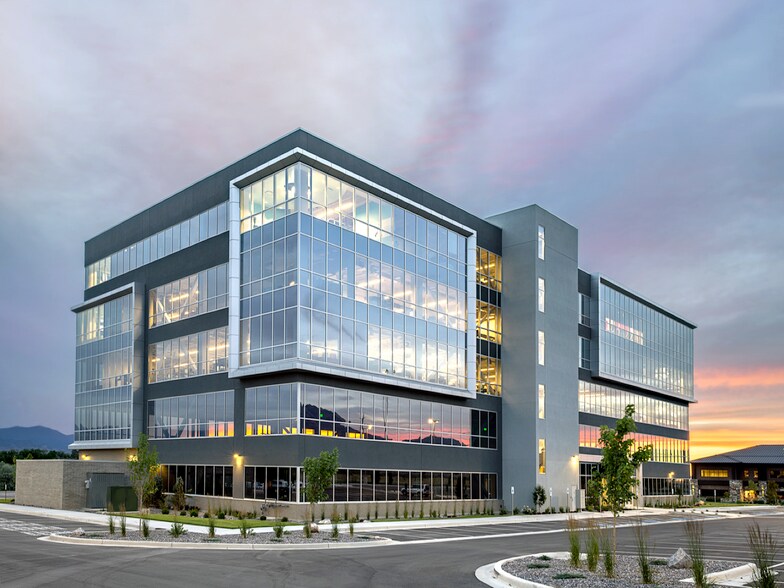 More Photos Of 9490 S 300 W, Sandy Office For Lease