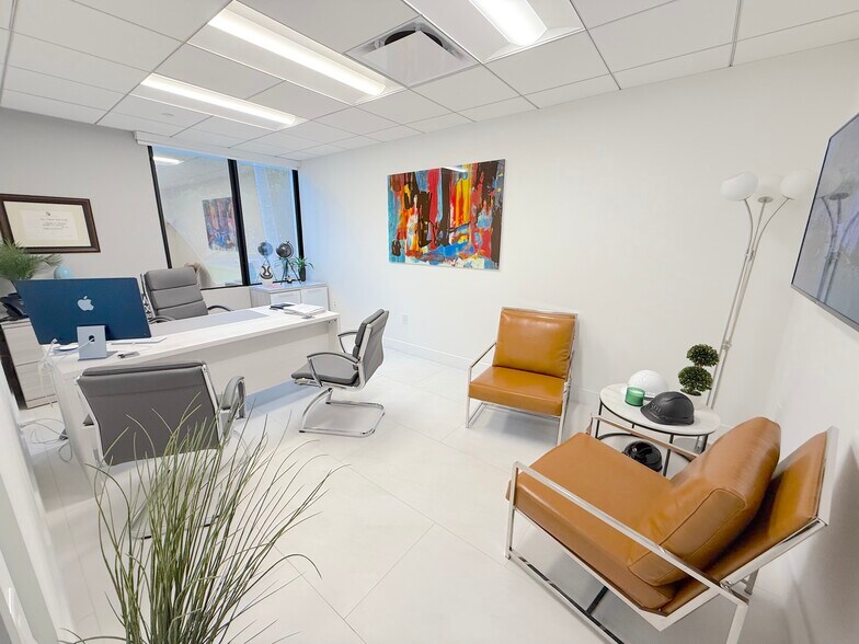 More Photos Of 1000 brickell Ave, Miami Office For Lease