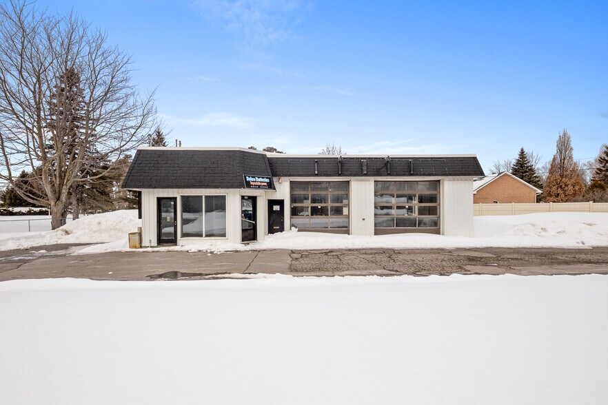 More Photos Of 314 River Rd, Ottawa Industrial For Sale